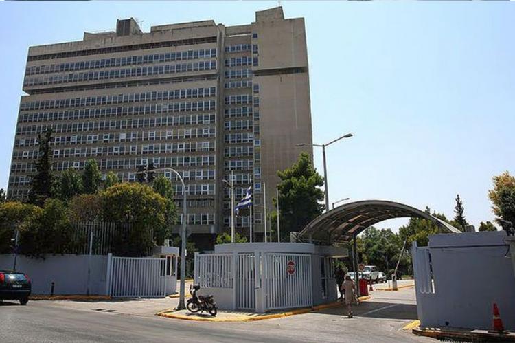 ΤΡΙΑΝΤΑ ΠΟΛΙΤΕΣ ΑΠΟ ΟΛΗ ΤΗ ΧΩΡΑ ΣΤΗ ΠΡΩΤΗ ΗΜΕΡΑ ΕΦΑΡΜΟΓΗΣ ΤΟΥ ΘΕΣΜΟΥ ΤΗΣ «ΑΚΡΟΑΣΗΣ ΤΩΝ ΠΟΛΙΤΩΝ»