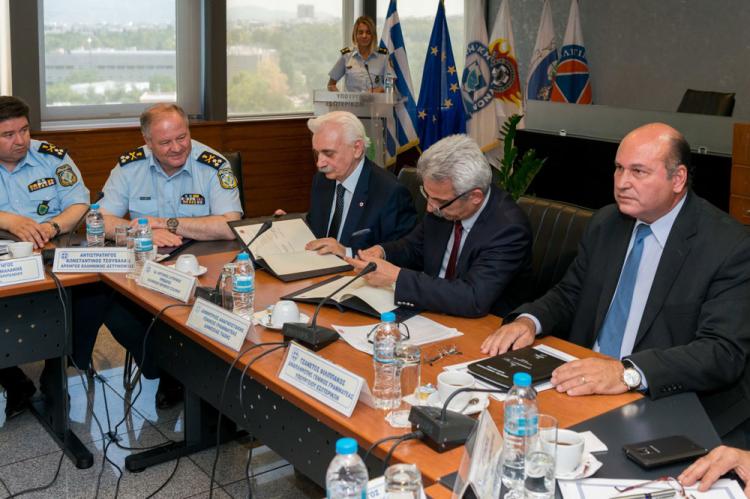 Σύμφωνο συνεργασίας μεταξύ του Υπουργείου Προστασίας του Πολίτη και του Ελληνικού Ερυθρού Σταυρού 
