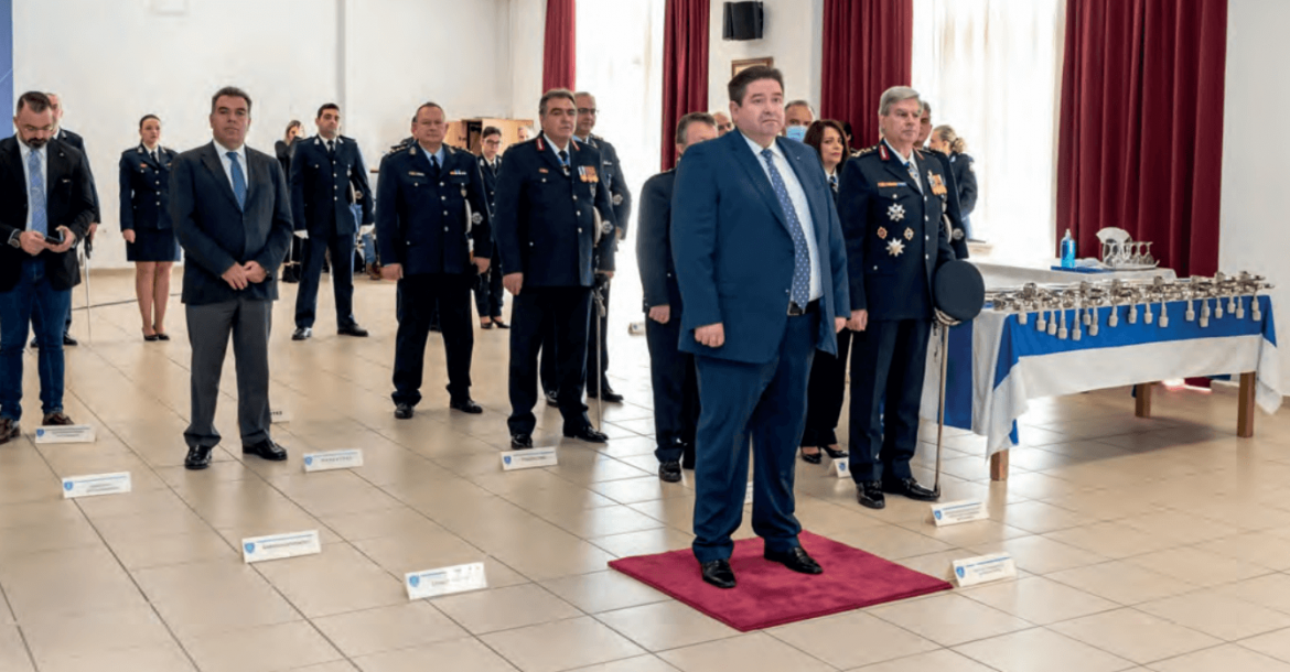 ΝΕΑ ΞΙΦΗ 3