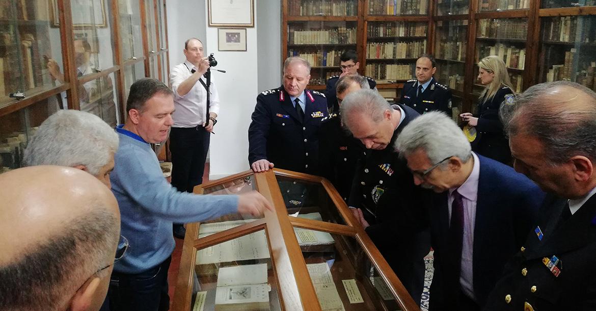 O Γενικός Γραμματέας Δημόσιας Τάξης και ο Αρχηγός της Ελληνικής Αστυνομίας εγκαινίασαν την Έκθεση Αστυνομικών Κειμηλίων της Διεύθυνσης Αστυνομίας Μαγνησίας