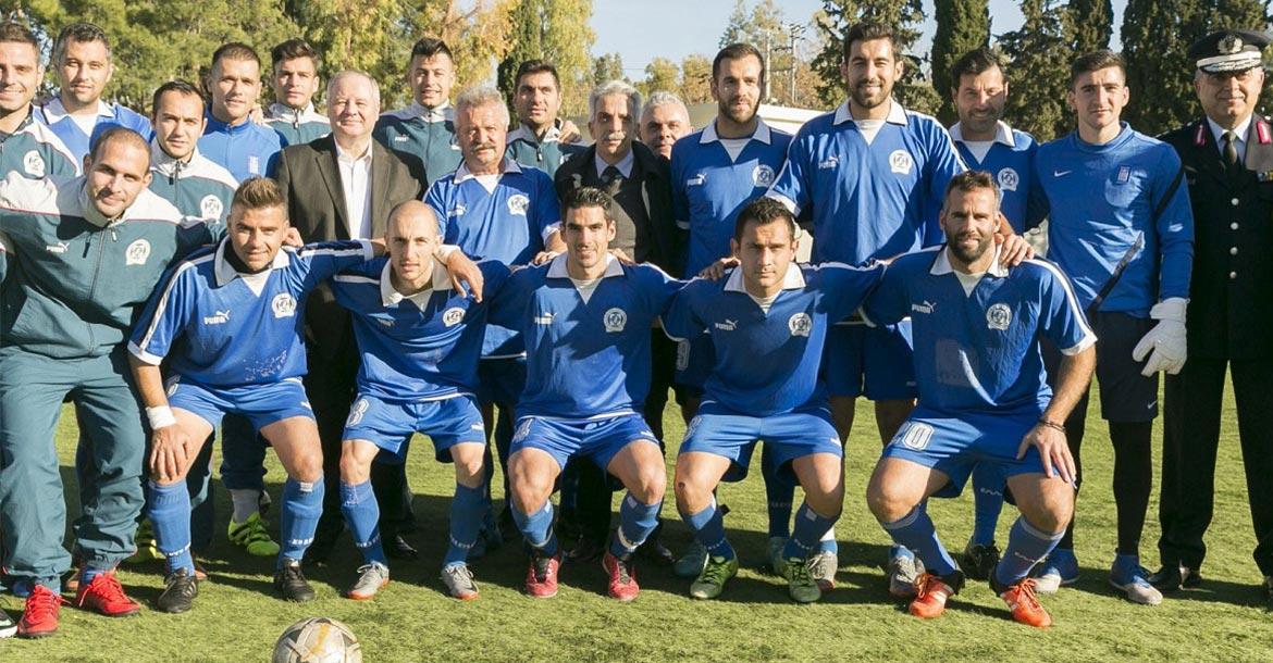 Με επιτυχία πραγματοποιήθηκε ο ποδοσφαιρικός αγώνας κατά των ναρκωτικών, που συνδιοργανώθηκε από την Ελληνική Αστυνομία και το Θεραπευτικό Πρόγραμμα ΚΕΘΕΑ ΔΙΑΒΑΣΗ, με τη στήριξη της ΕΡΤ