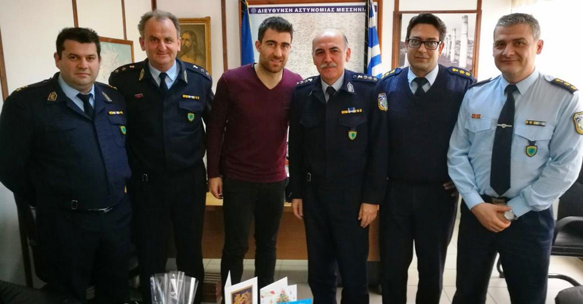 Ενημερωτική δράση του Τμήματος Τροχαίας Κατερίνης «Ευχές για το νέο έτος 2018»