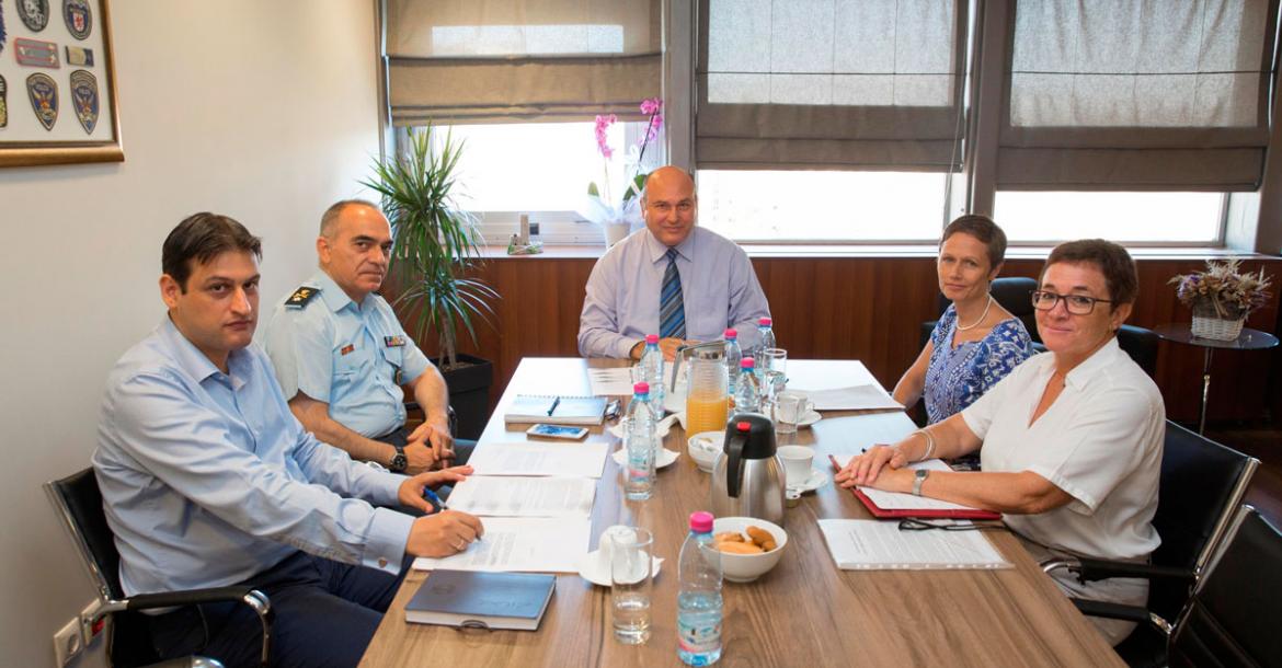 Συνάντηση αναπληρωτή Γενικού Γραμματέα υπουργείου Εσωτερικών με την επικεφαλής της διεθνούς επιτροπής του Ερυθρού σταυρού για την Ελλάδα, Sari Nissi 