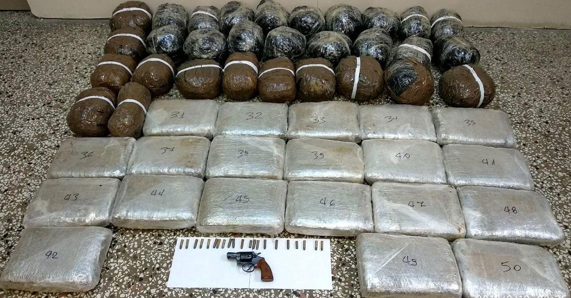 Σύλληψη 2 ατόμων για μεταφορά κάνναβης στην Καστοριά