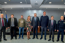 ΝΕΑ ΕΚΠΑΙΔΕΥΣΗ 2